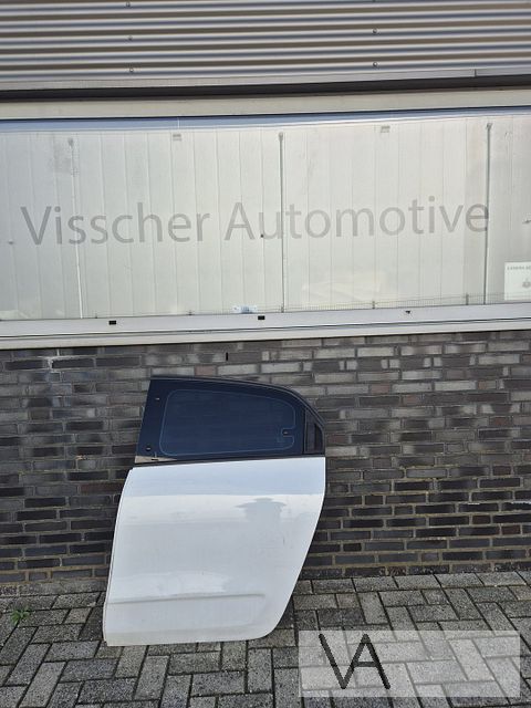 Deur links achter van Renault Twingo 3 2015 - 2022 wit €100