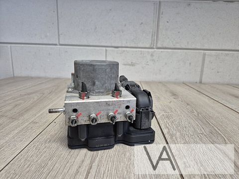 ABS pomp van Suzuki Swift 2010 tot 2016 56110-60pa0 €200
