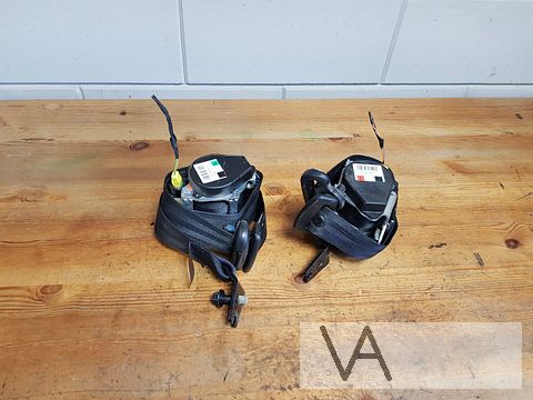 Volvo V60 2010 - 2017 veiligheidsgordel met spanner ACHTER
