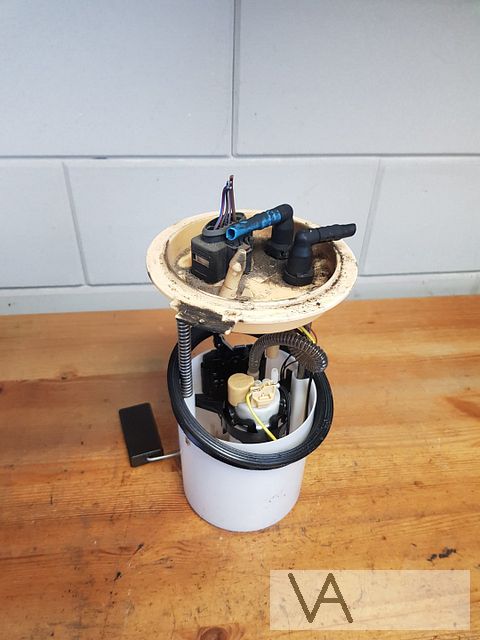 VW Golf 5 6 Audi A3 Seat Leon Altea benzinepomp in tank €30