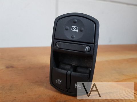 Opel Corsa D 2006 - 2014 raamschakelaar linksvoor 13258521