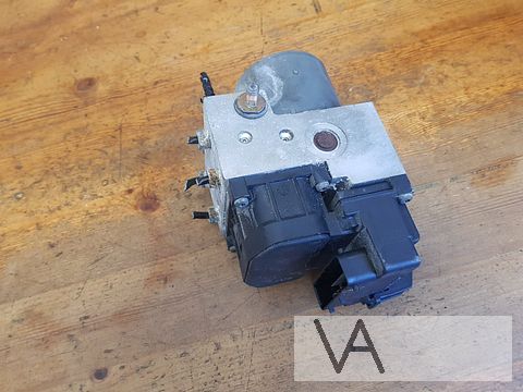 Peugeot 406 abs pomp 2000 - 2004 9644259680 goede staat €40