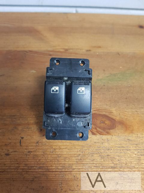 Hyundai i10 2007 - 2014 raamschakelaar 2x elektrische ramen