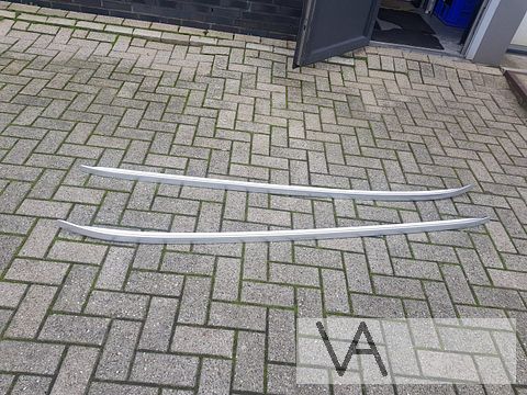 Volvo V90 2017 - 2022 dakrail roofrail set zilver chroom 100
