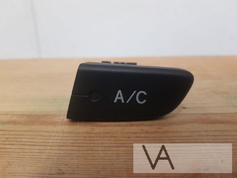 Citroen C1 Peugeot 107 Toyota Aygo knop airco aan uit €30