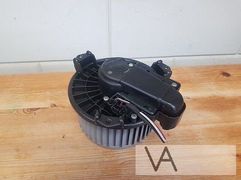 Toyota Yaris 2 2005-2013 kachelmotor aanjager €30 2727003010
