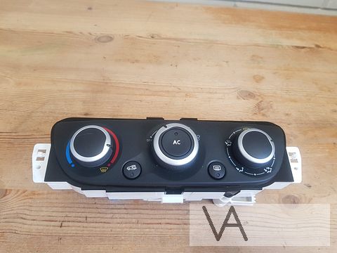 Renault Megane en Scenic 2009 - 2015 kachel bediening paneel