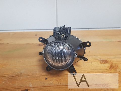 BMW 3 serie E46 facelift 2001 - 2005 mistlamp NIEUW  €20