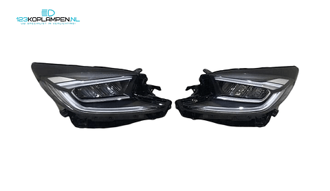 Toyota Aygo X Full led Koplamp koplampen links rechts