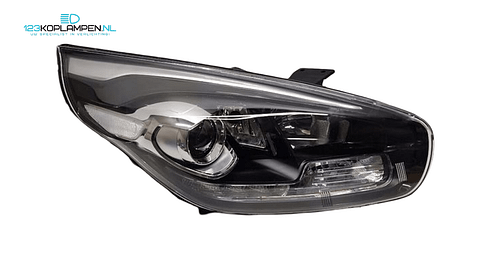 Kia Carens 4 Bi Xenon koplamp rechts