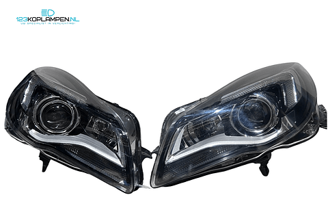 Opel Insignia A facelift Bi-Xenon LED koplamp links rechts