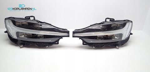 Volvo XC60 Mid LED koplampen links rechts compleet met modules