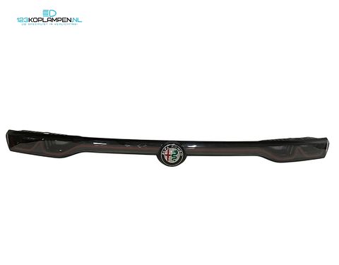 Alfa Romeo Tonale achterlicht midden LED Facelift