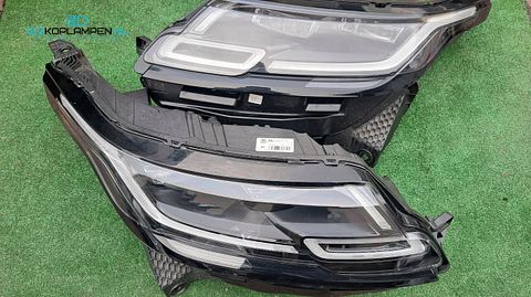 Range Rover Velar Full LED koplampen set links & rechts  – J8A2-13W030-AC & J8A2-13W029-AC