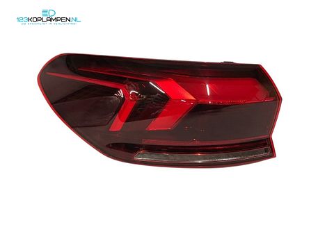 Audi Q6 E-Tron LED achterlicht links Basis