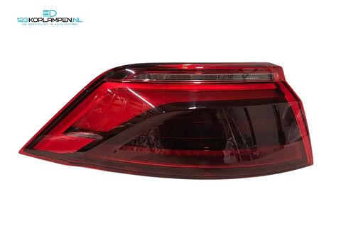 Audi Q8 4M8 Facelift achterlicht links LED low