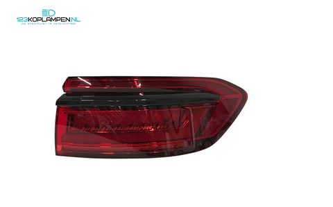 Audi A8 D5 achterlicht rechts LOW