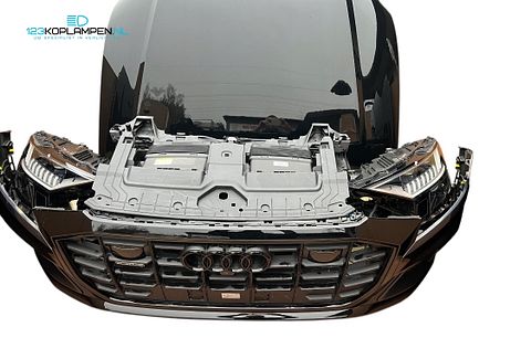 Audi SQ8 4M8 4.0 TDI voorkop compleet Matrix LC9X