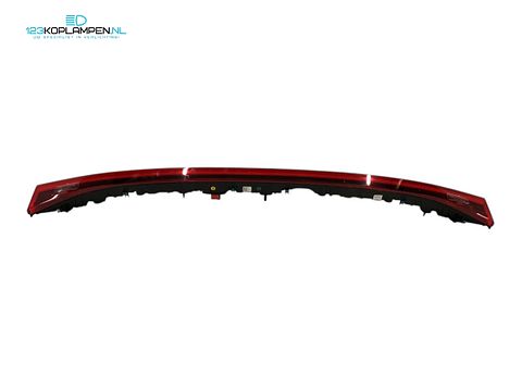 Cupra Born achterlicht middenbalk LED