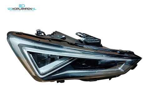 Cupra Formentor koplamp rechts Matrix LED