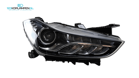Maserati Ghibli Xenon koplamp rechts