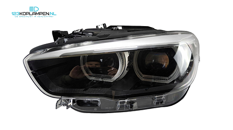 BMW 1 Serie F20 F21 Facelift LCI Shadow LED koplamp links 