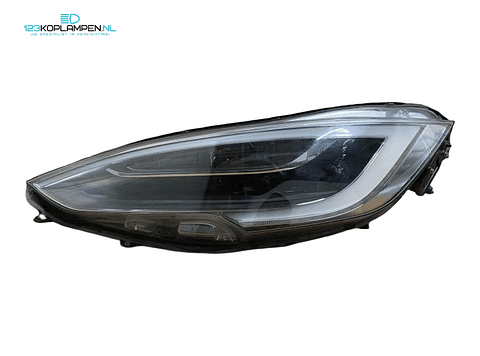 Tesla Model S facelift Up Level Full led koplamp links