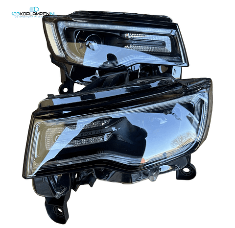 Jeep Grand Cherokee SRT WK2 facelift koplamp koplampen links rechts