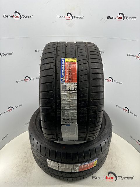 NEW 295/30R19 Michelin Pilot 295/30 R19 295/30/19 2953019 ZR