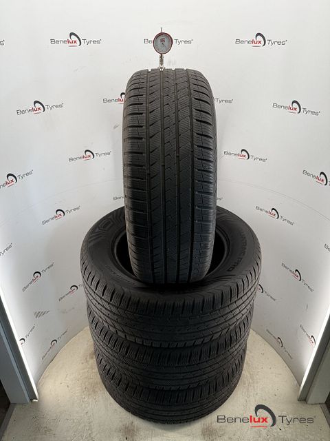 all-season 255/60R18 Vredestein 255/60 R18 255/60/18 2556018