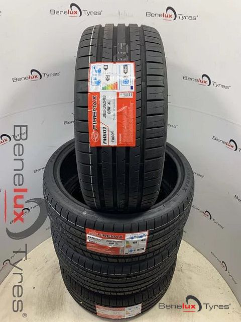NIEUW 225/35ZR19 225/35R19 225/35 ZR19 R19 225/35/19 2253519