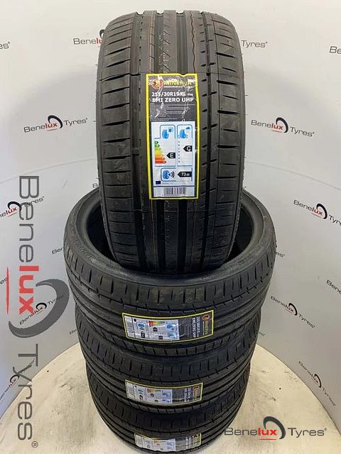 NIEUW 255/30ZR19 255/30R19 255/30/19 2553019 255/30 ZR19 R19