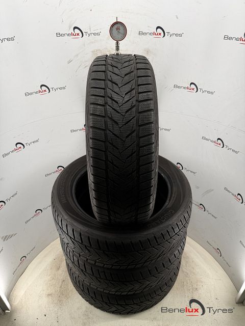 winter 215/55R18 95H Vredestein 215/55 R18 215/55/18 2155518
