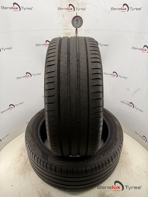 255/45ZR20 105V 255/45R20 255/45 ZR20 R20 255/45/20 2554520