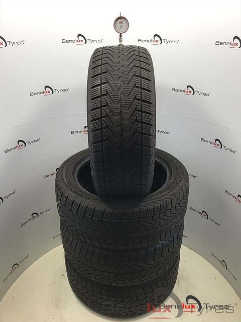 winter 225/50R17 98H Vredestein 225/50 R17 225/50/17 2255017
