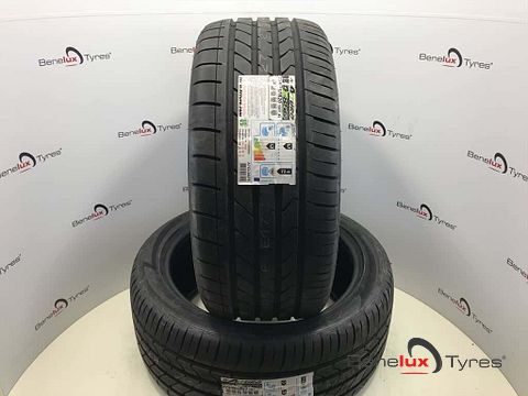 NIEUW 275/40R20 106Y Atturo 275/40 R20 275/40/20 2754020