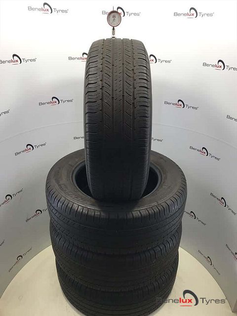 235/65R17 104V Michelin 235/65 R17 235/65/17 2356517