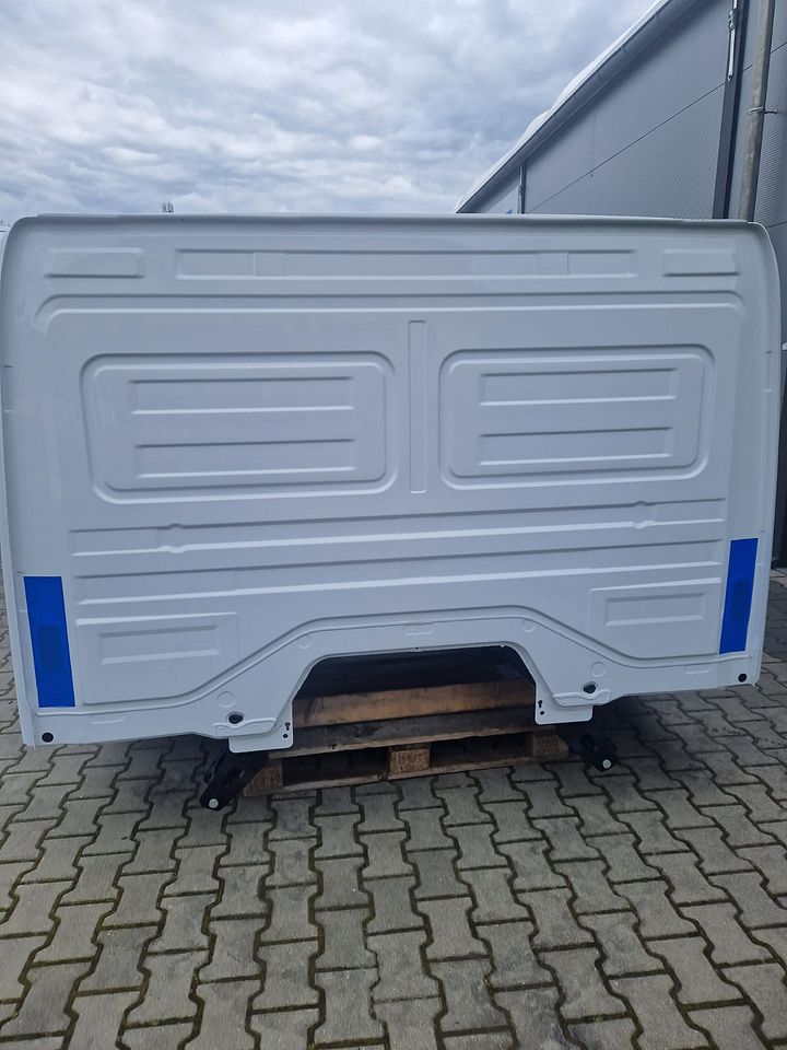 MB ATEGO CABINE EURO 6 TUNEL VOOR 6 CYL.MOTOR WITHOUT SEAT 000074 – Foto 2