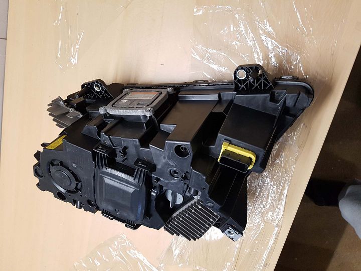 COMPLETE SET FOR VOLVO FH4 (FH16 LOOK) DEPO XENON HEADLIGHTS + FOG LIGHTS LEFT AND RIGHT 000126 – Foto 4