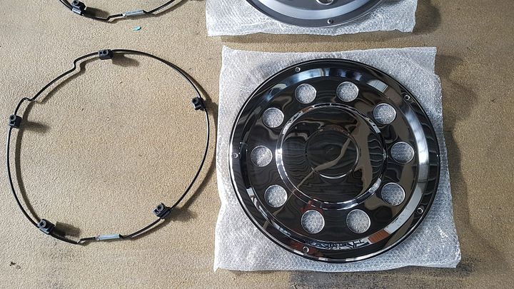 WHEEL COVER REAR 22.5  RVS !!! PRICE X1 PCS ,MIN.ORDER X2 PCS !!!!   000085 – Foto 2