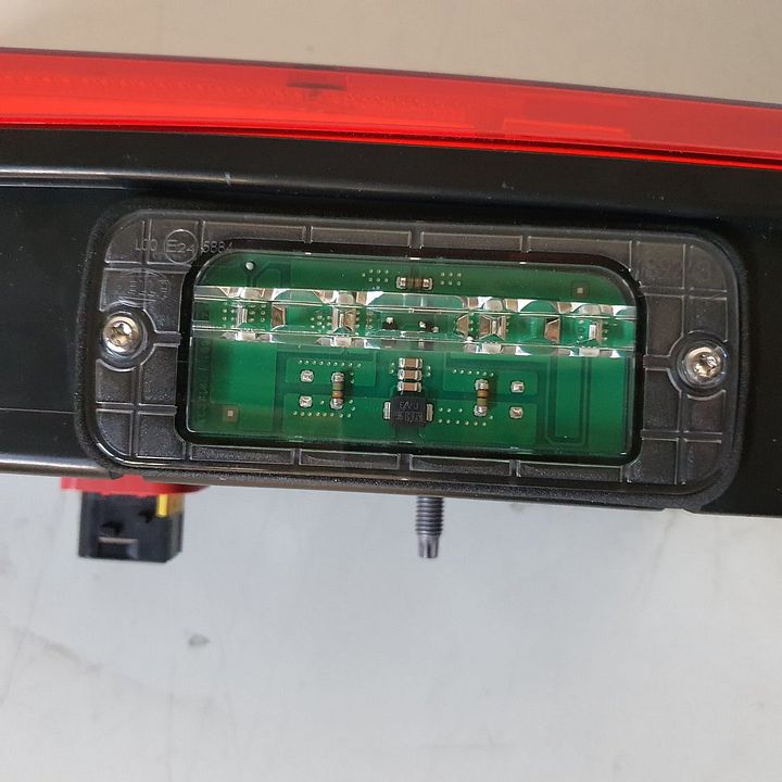 DAF XF106,CF,LF 12-LED ACHTERLICHT LINKS 1981865 – Фото 3