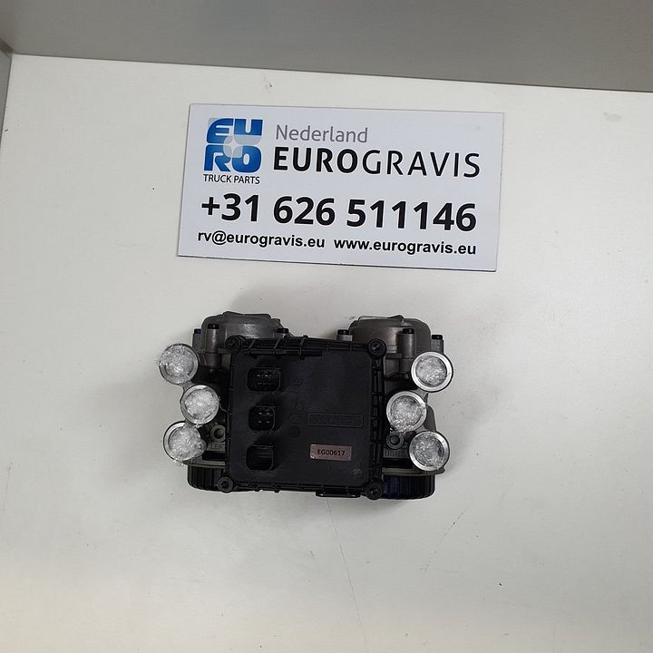 DAF XF106 Rear axle modulator 2047121R – Fotografie 2