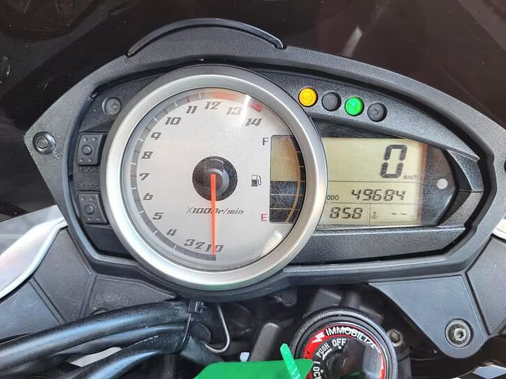 Kawasaki  Z750 ABS Nieuwe Banden Z 750 (bj 2013) – Foto 13