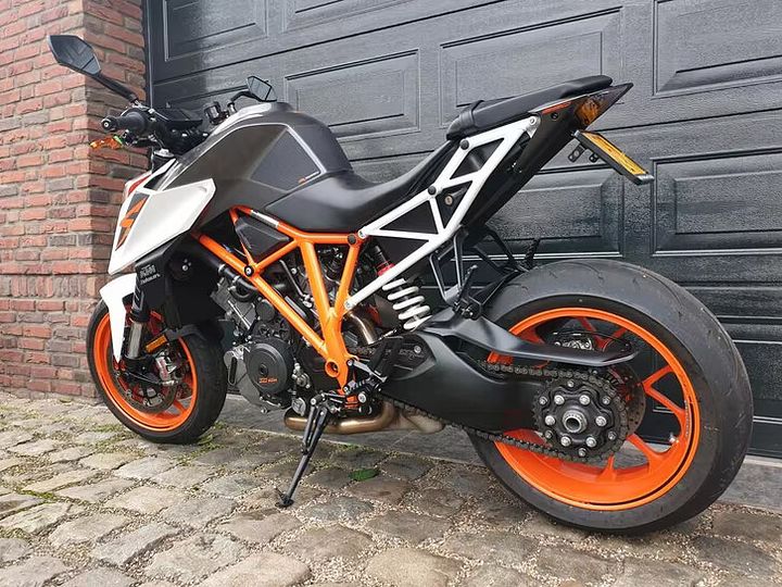 KTM  1290R Superduke Power- & Trackpack ALS NIEUW Garantie 12 – Foto 9