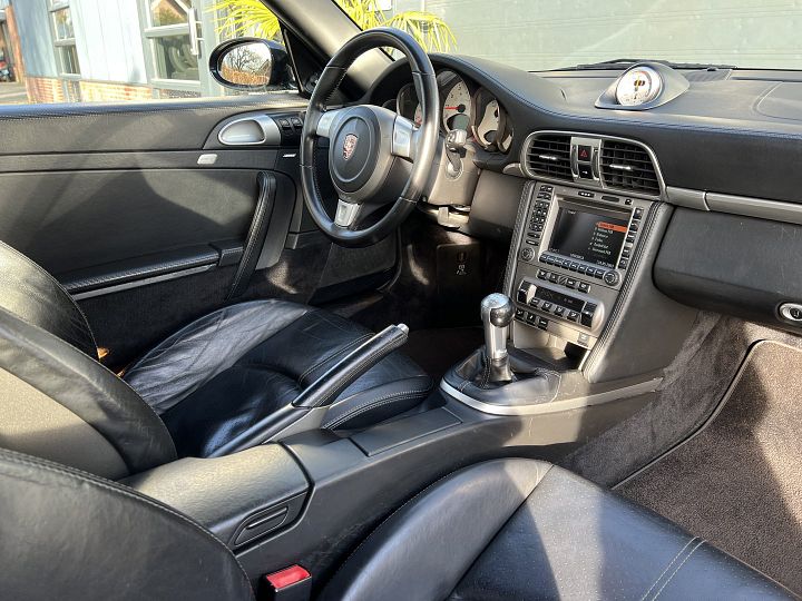 Porsche 997  911 hand geschakeld coupe 2007 zwart 481pk – Foto 31
