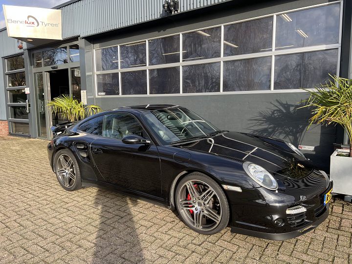 Porsche 997  911 hand geschakeld coupe 2007 zwart 481pk – Foto 4