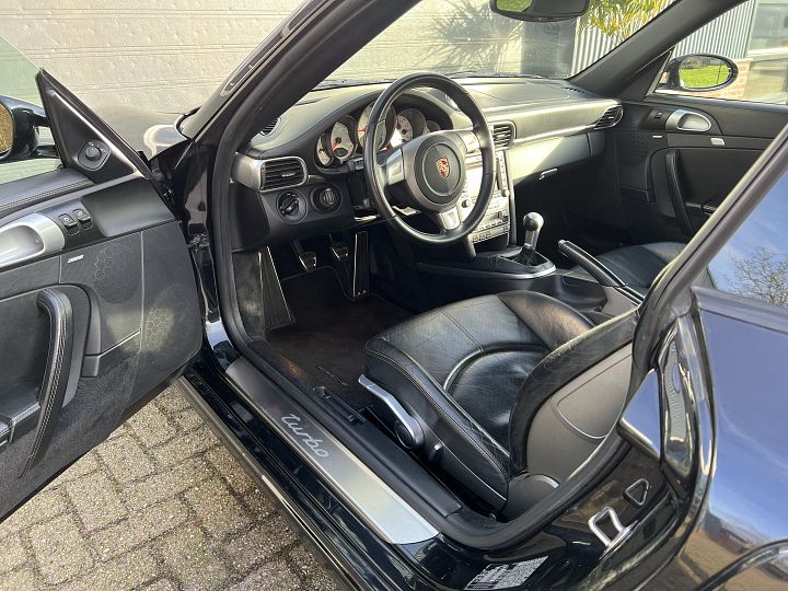 Porsche 997  911 hand geschakeld coupe 2007 zwart 481pk – Foto 19