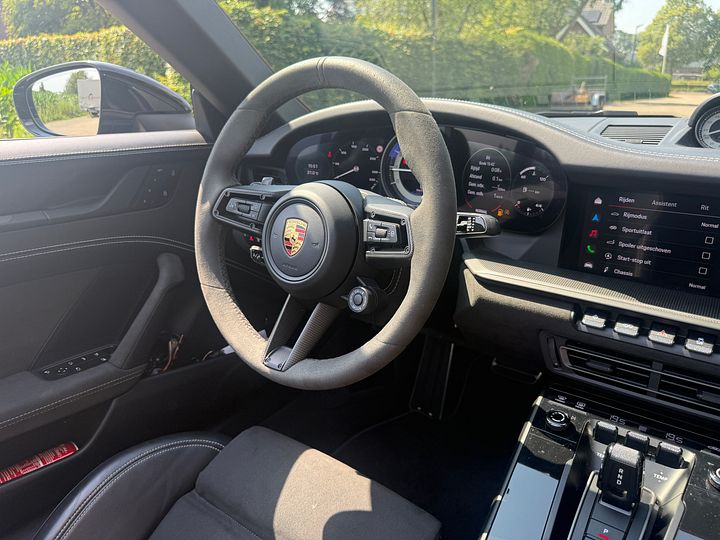 Porsche 911 992 Carrera 4 GTS cabrio Bose zwart zwart cabriolet  – Foto 17
