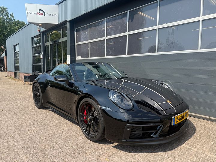 Porsche 911 992 Carrera 4 GTS cabrio Bose zwart zwart cabriolet  – Foto 2