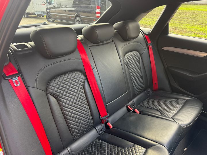 Audi RSQ3 RS Q3 panorama Bose camera keyless stoel verwarming leer Performance Pro + Quattro trekhaak  – Foto 22